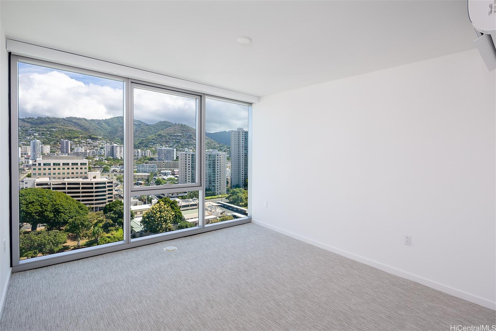 1515 Liona St Honolulu - Rental - photo 7 of 23