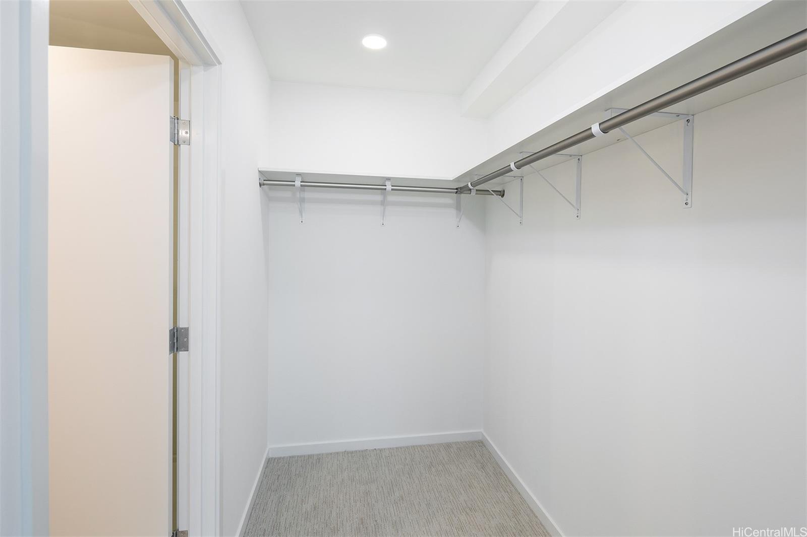 1515 Liona St Honolulu - Rental - photo 10 of 23