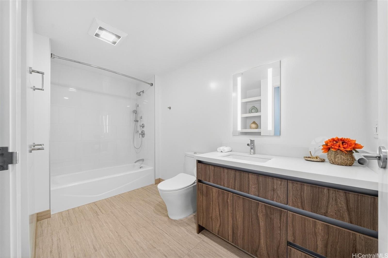 The Park on Keeaumoku condo # 2100, Honolulu, Hawaii - photo 12 of 25