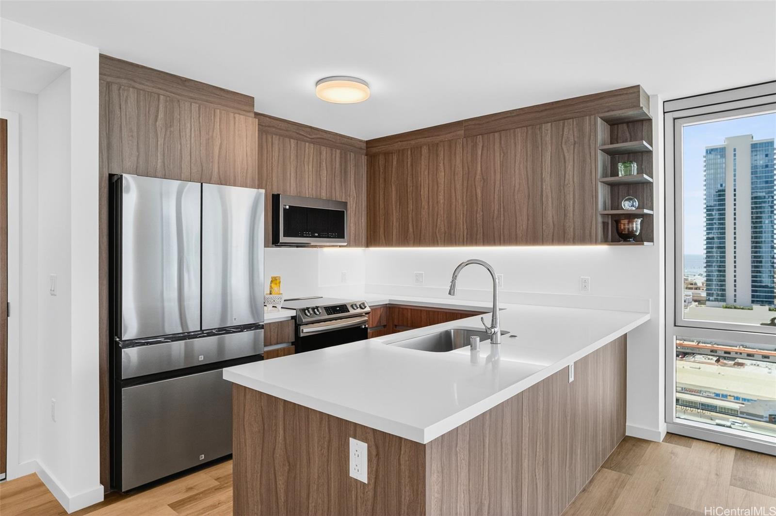 The Park on Keeaumoku condo # 2100, Honolulu, Hawaii - photo 6 of 25