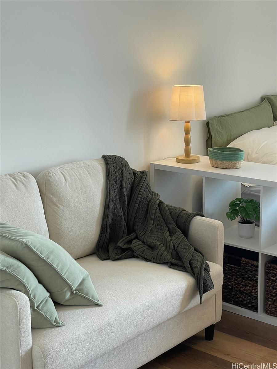 1515 Liona Street Honolulu - Rental - photo 3 of 23