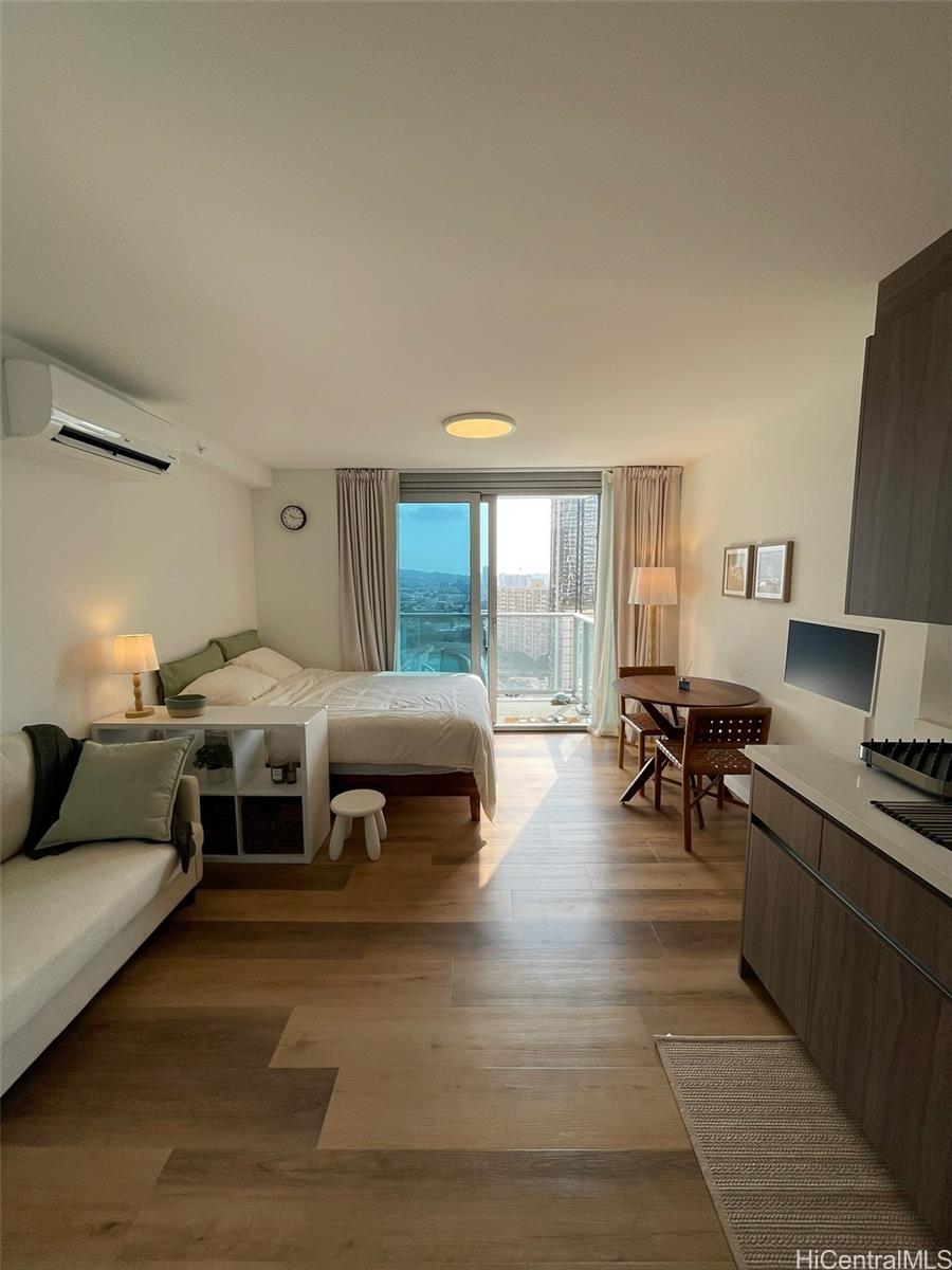 1515 Liona Street Honolulu - Rental - photo 4 of 23