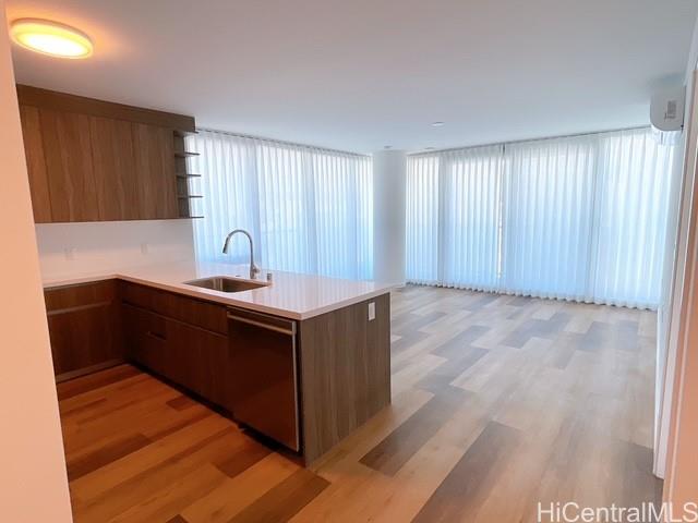 1515 Liona Street Honolulu - Rental - photo 2 of 24