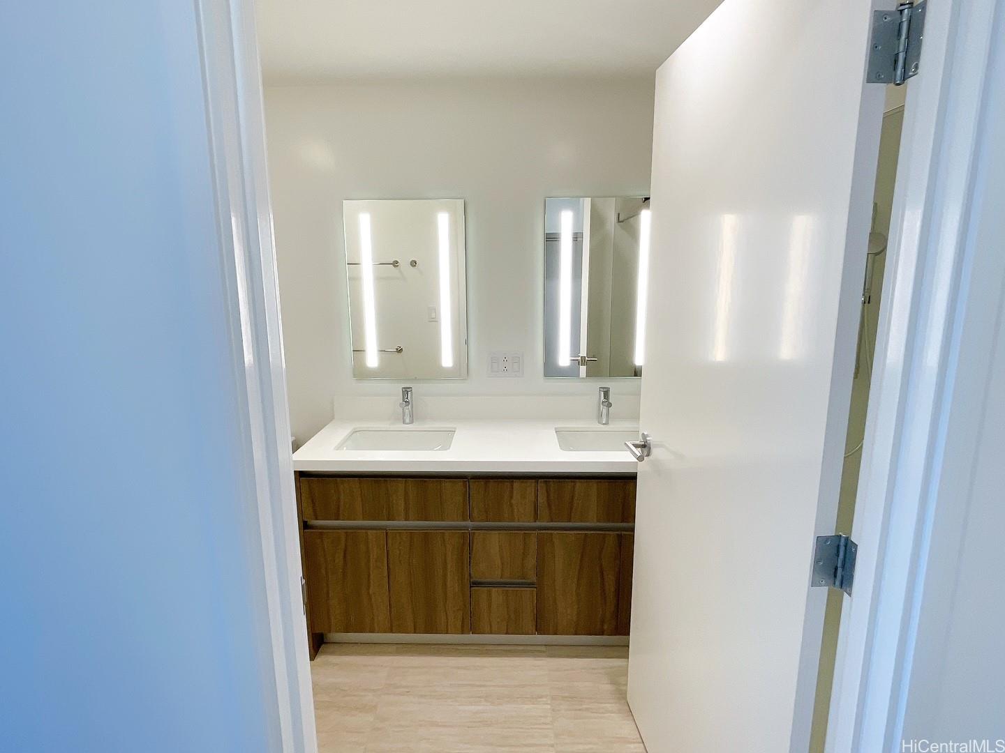 1515 Liona Street Honolulu - Rental - photo 9 of 24