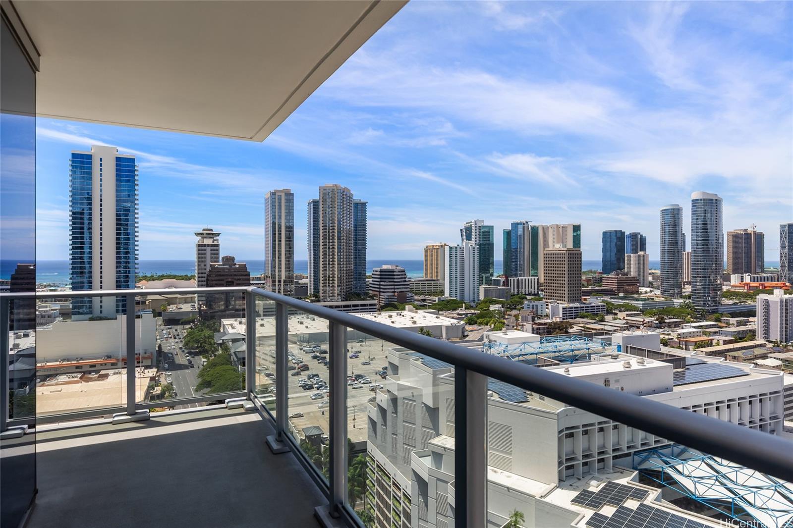 The Park on Keeaumoku condo # 2200, Honolulu, Hawaii - photo 3 of 25