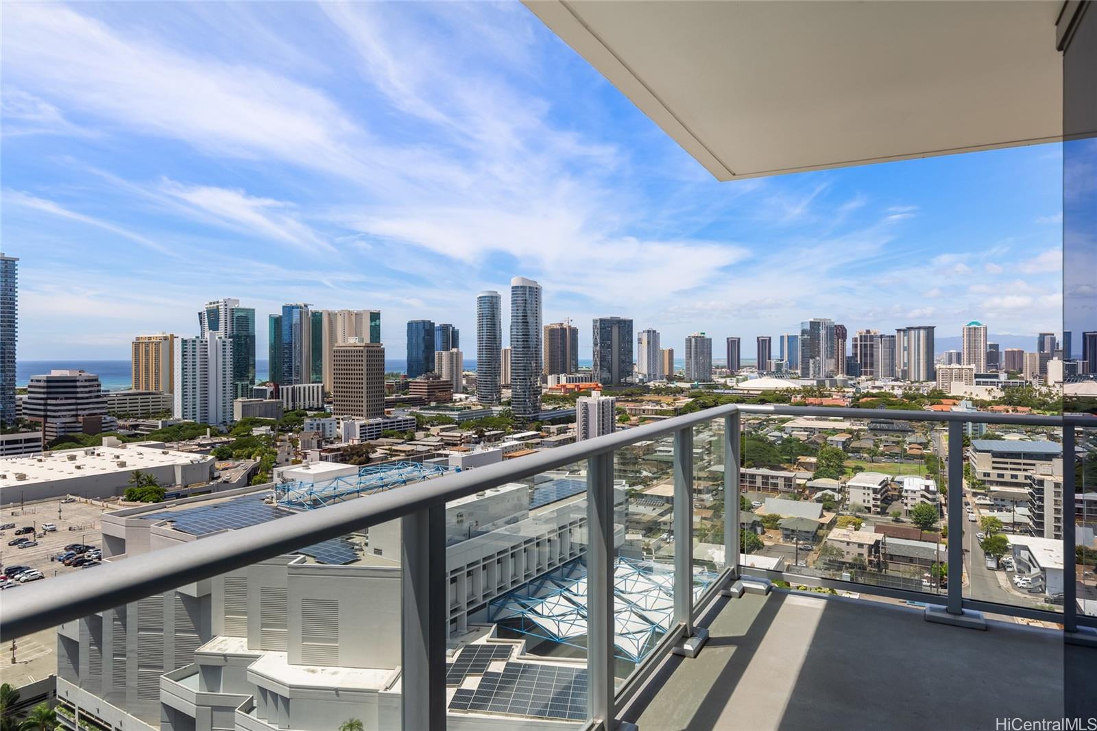 The Park on Keeaumoku condo # 2200, Honolulu, Hawaii - photo 4 of 25