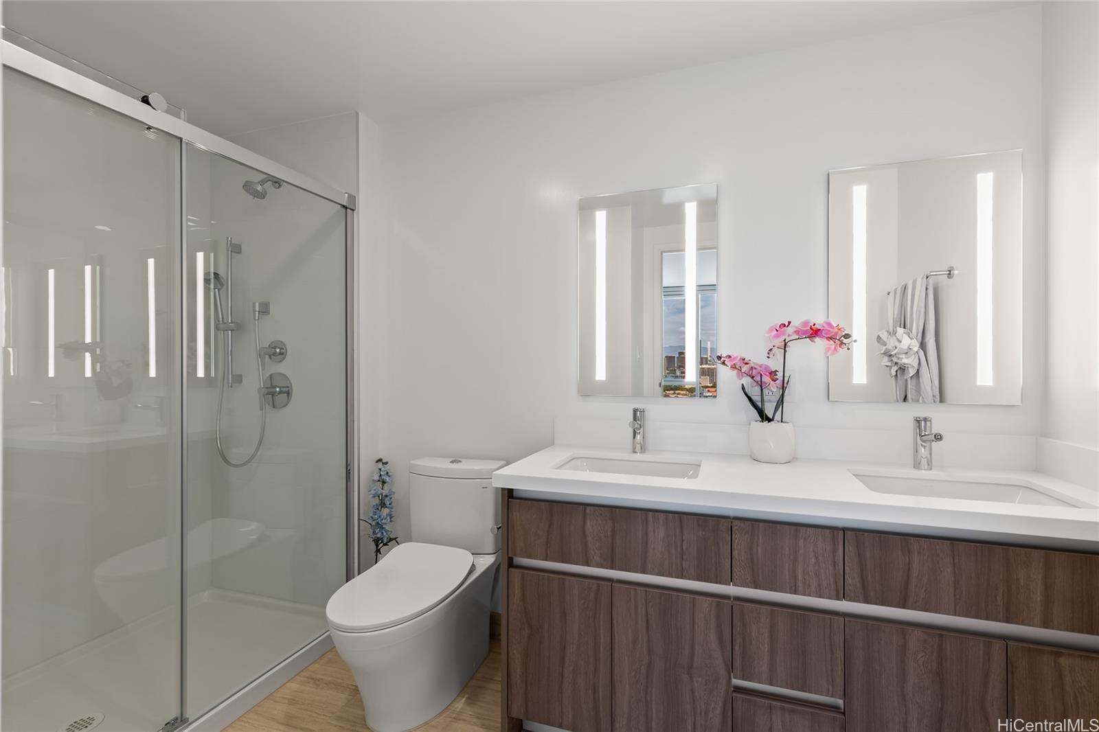 The Park on Keeaumoku condo # 2200, Honolulu, Hawaii - photo 10 of 25