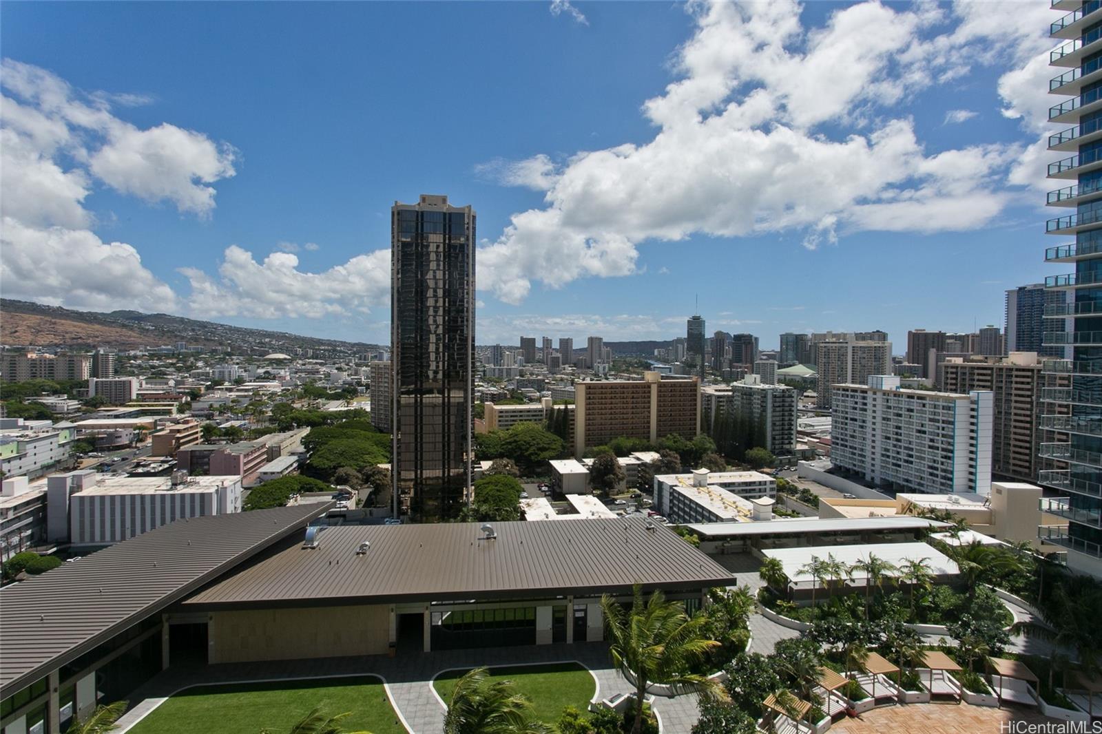 The Park on Keeaumoku condo # 2203L, Honolulu, Hawaii - photo 11 of 17