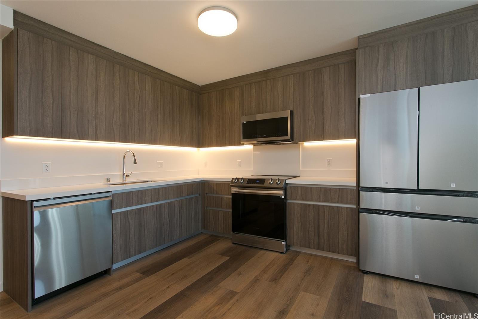 The Park on Keeaumoku condo # 2203L, Honolulu, Hawaii - photo 6 of 17