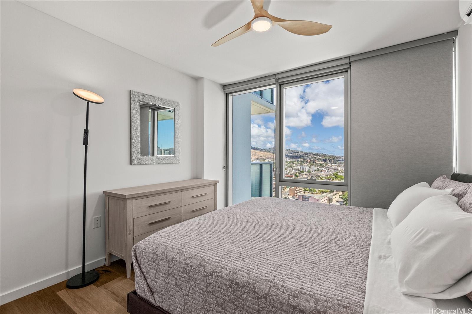 1515 Liona Street Honolulu - Rental - photo 11 of 24