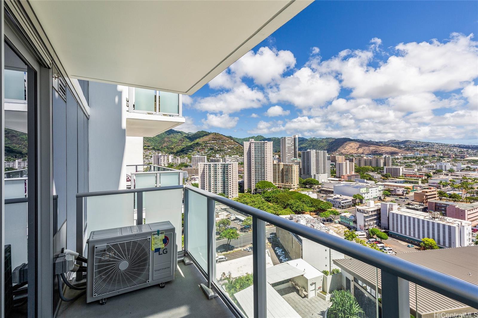 1515 Liona Street Honolulu - Rental - photo 6 of 24