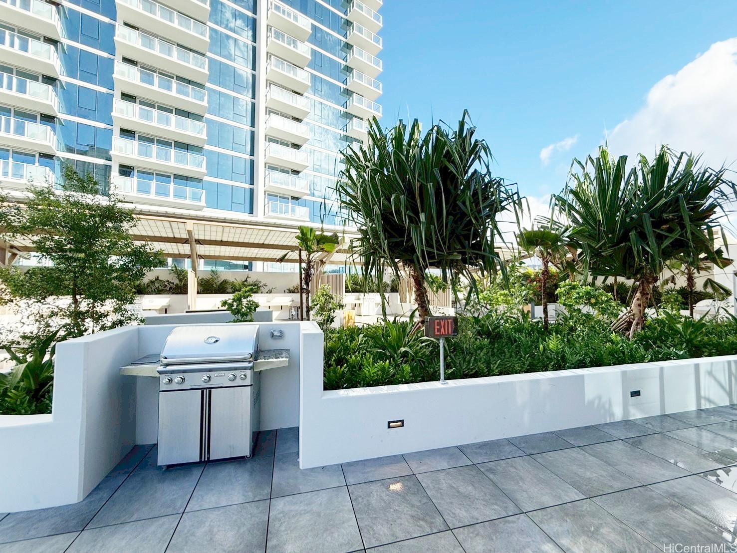 1515 Liona Street Honolulu - Rental - photo 18 of 20