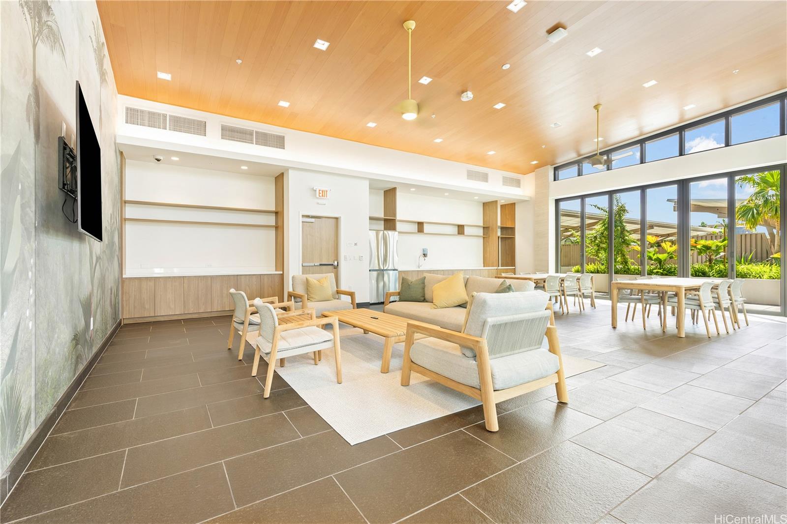 The Park on Keeaumoku condo # 2211, Honolulu, Hawaii - photo 23 of 25