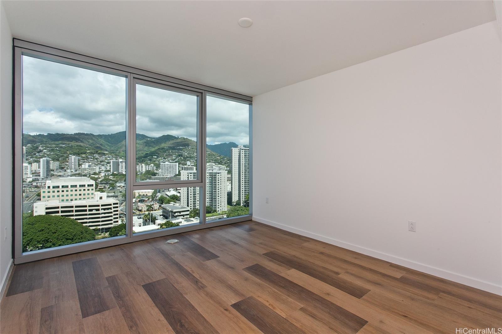 The Park on Keeaumoku condo # 2212, Honolulu, Hawaii - photo 9 of 20