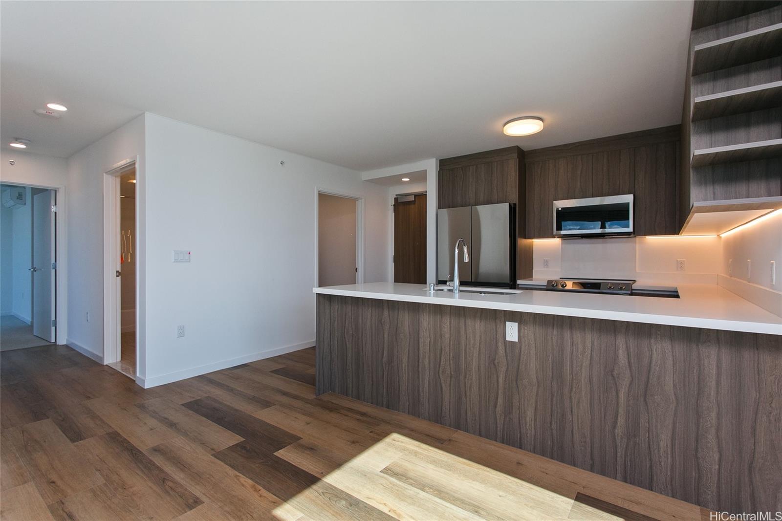 1515 Liona Street Honolulu - Rental - photo 5 of 25