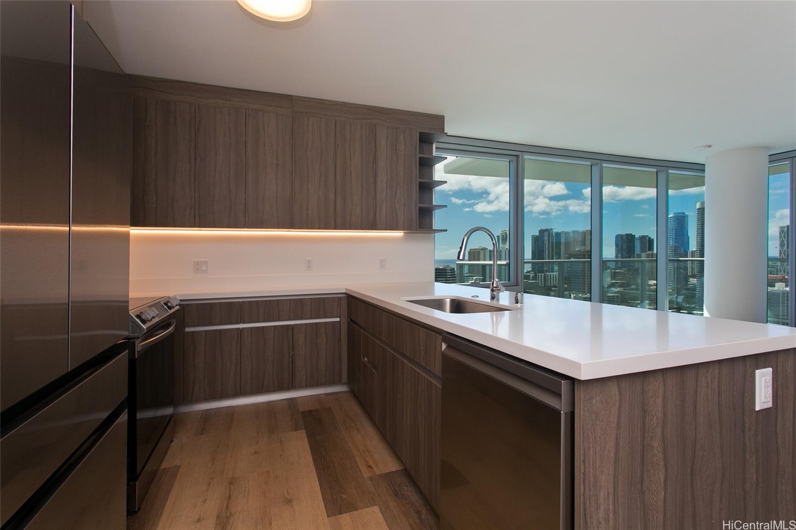 1515 Liona Street Honolulu - Rental - photo 7 of 25