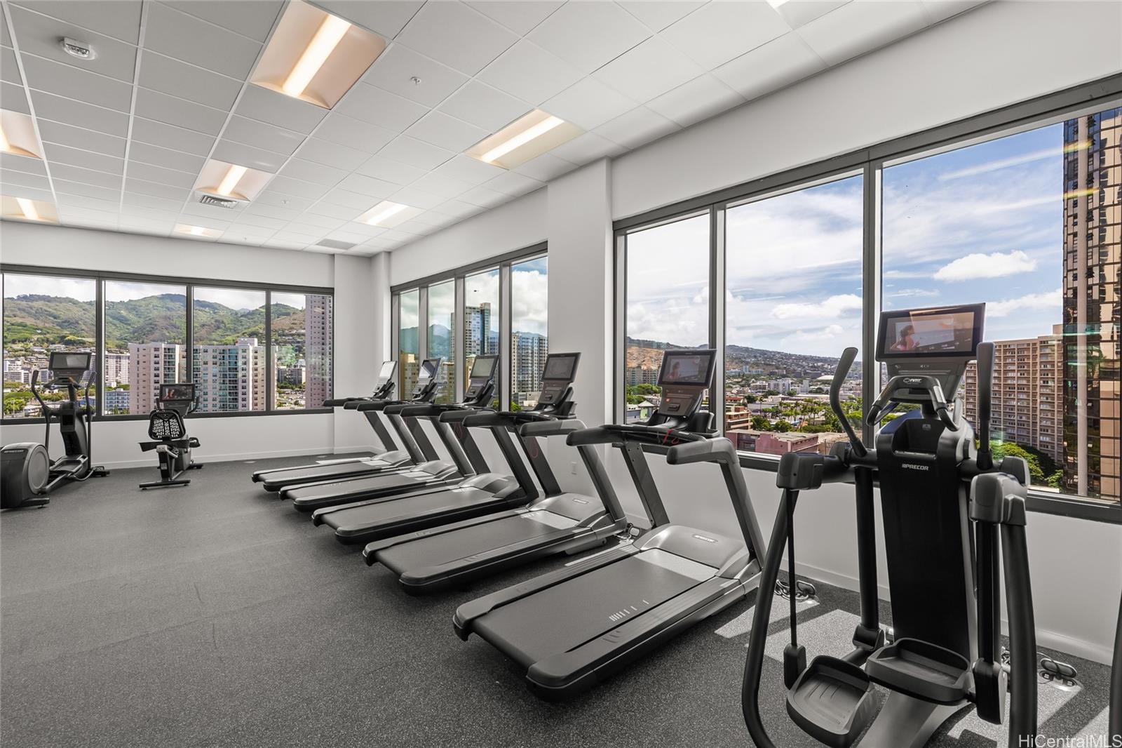 The Park on Keeaumoku condo # 2312, Honolulu, Hawaii - photo 18 of 25