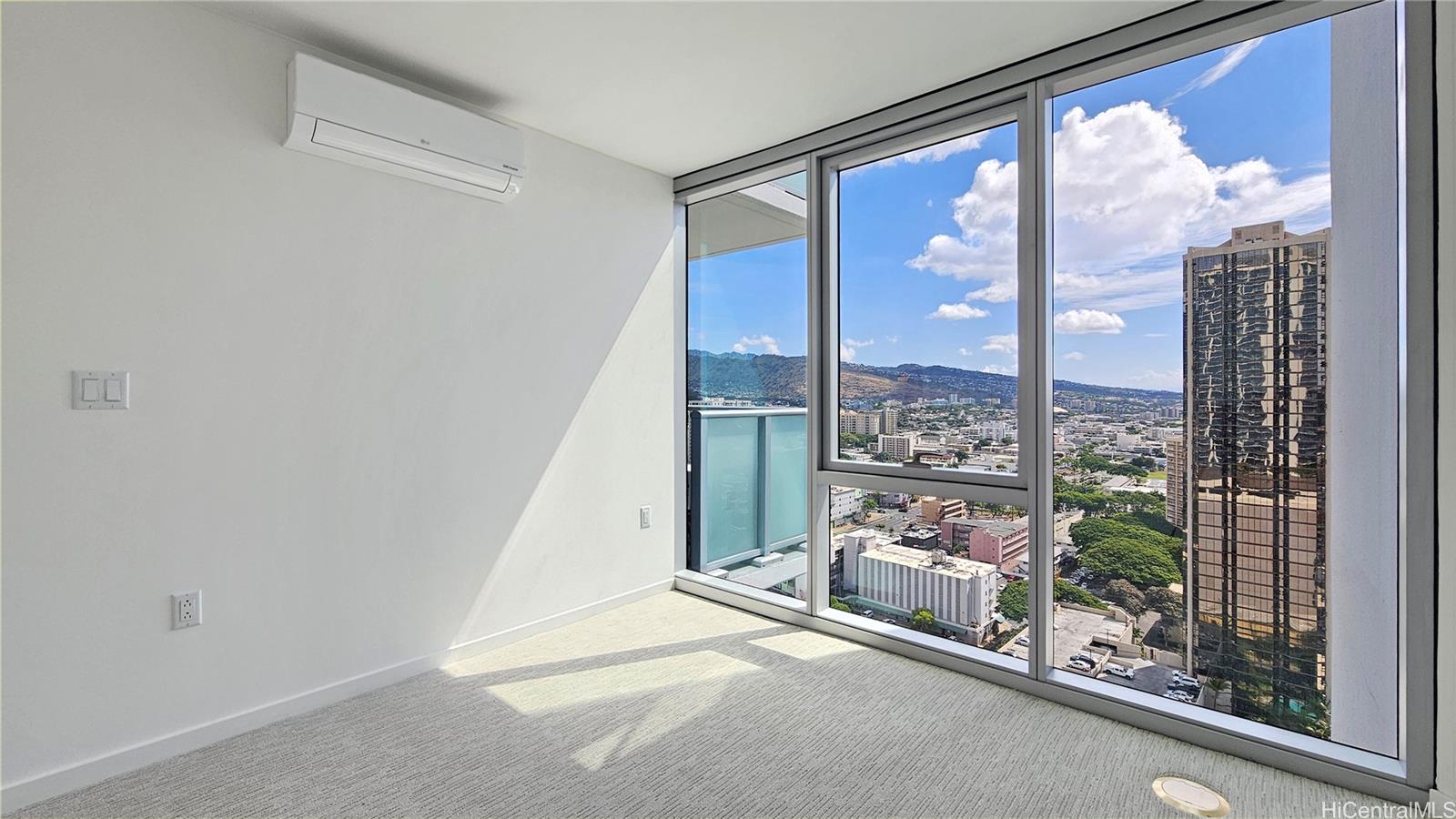 The Park on Keeaumoku condo # 2603, Honolulu, Hawaii - photo 9 of 25