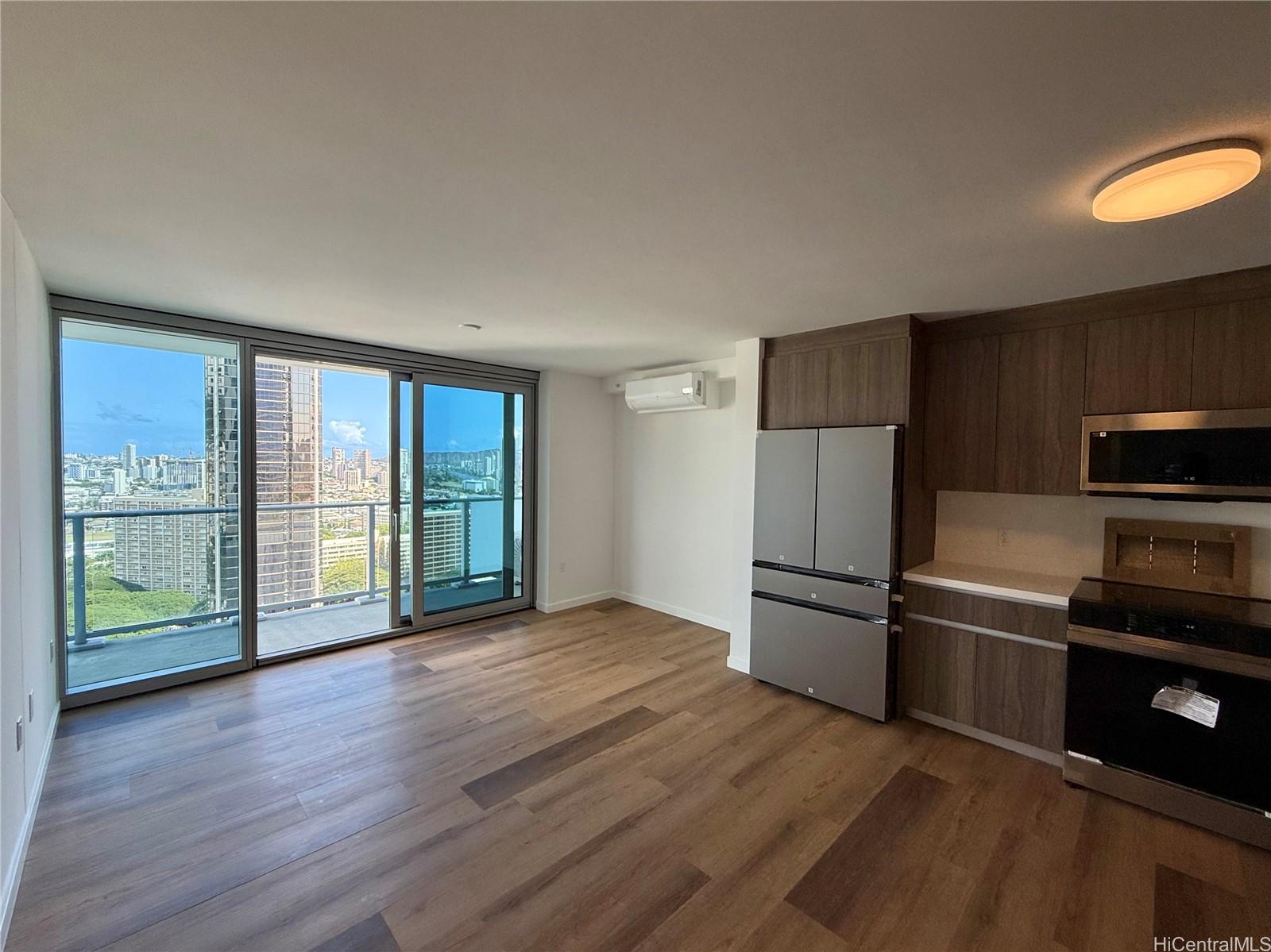 1515 Liona Street Honolulu - Rental - photo 2 of 21