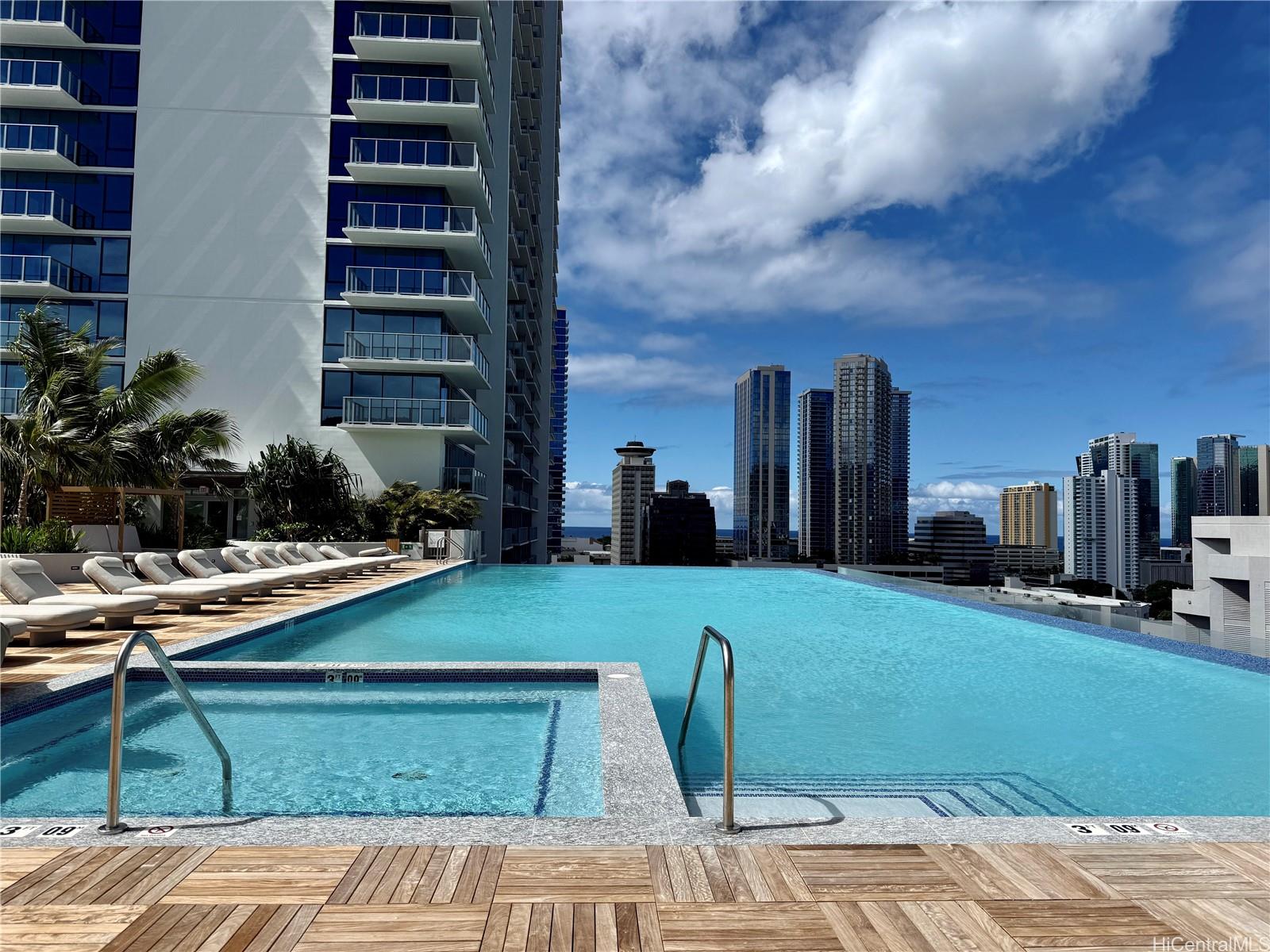 1515 Liona Street Honolulu - Rental - photo 14 of 21