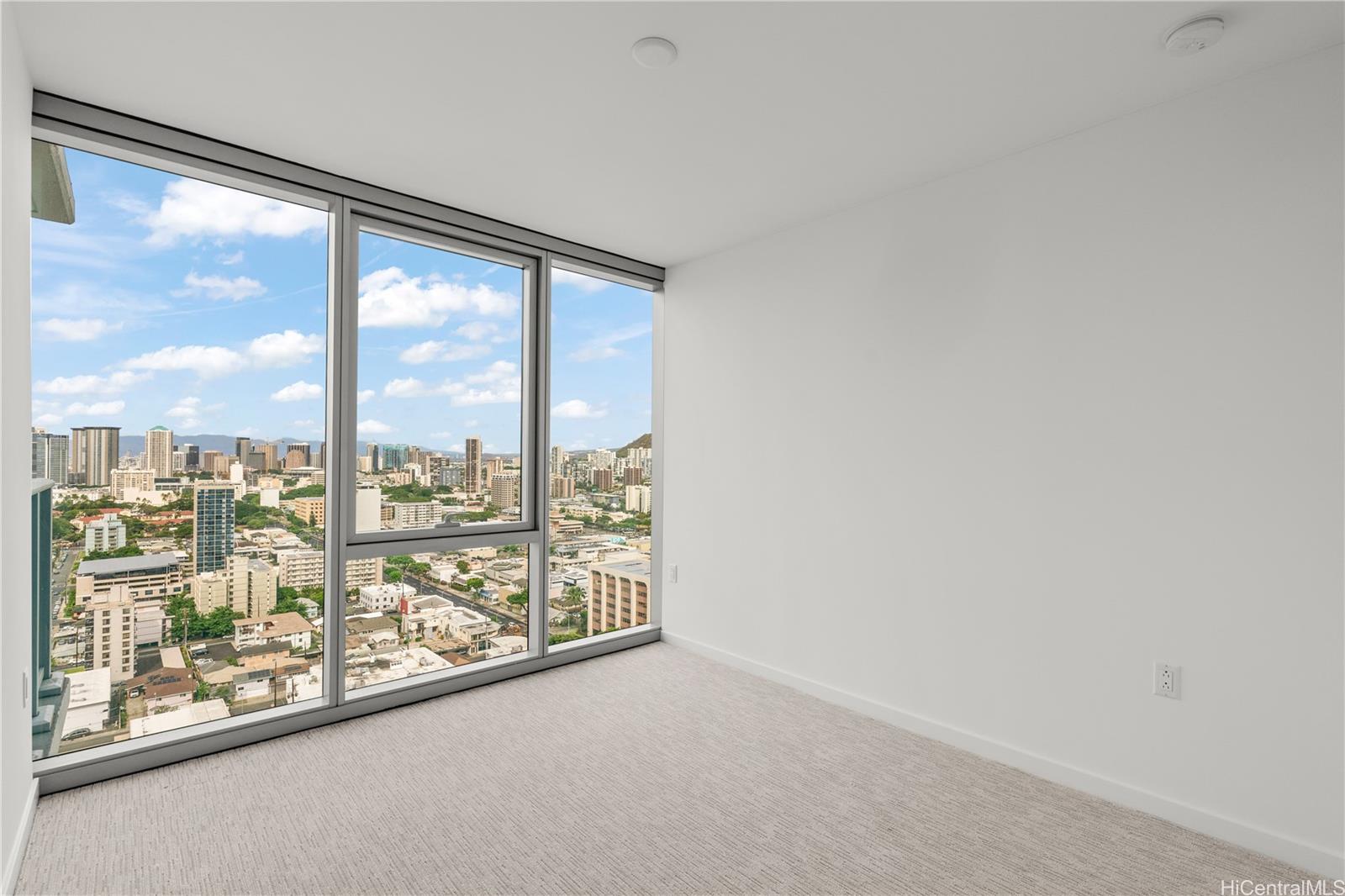 The Park on Keeaumoku condo # 2616, Honolulu, Hawaii - photo 9 of 23