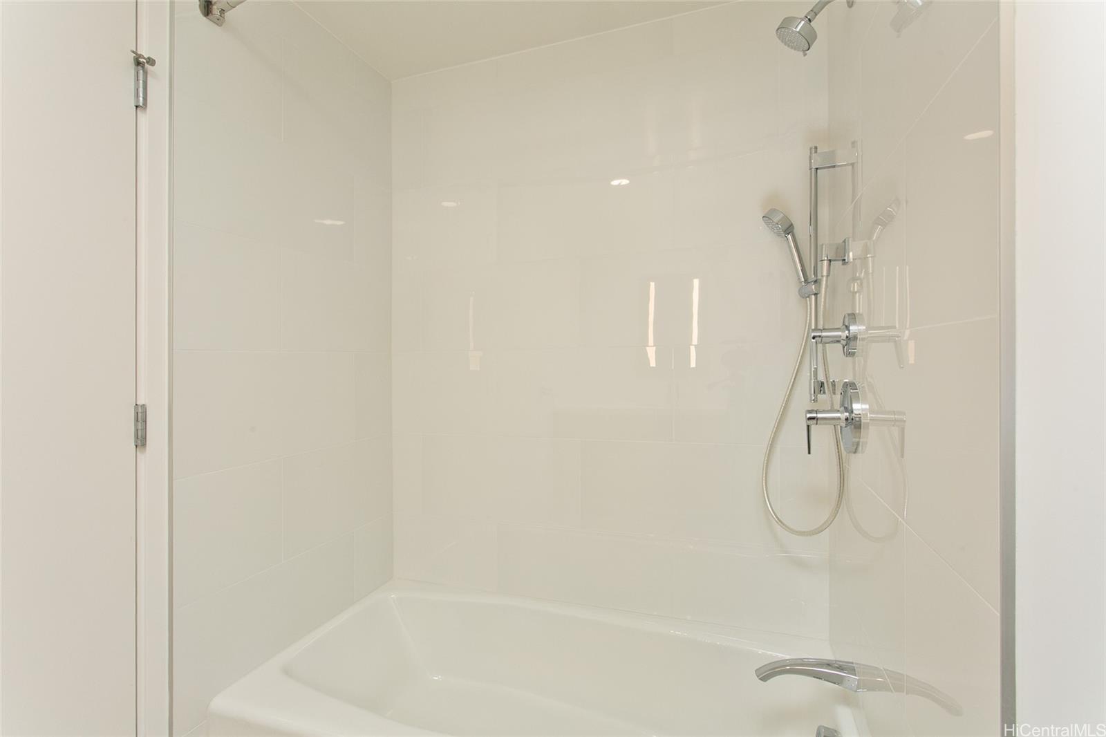 The Park on Keeaumoku condo # 2618, Honolulu, Hawaii - photo 15 of 21