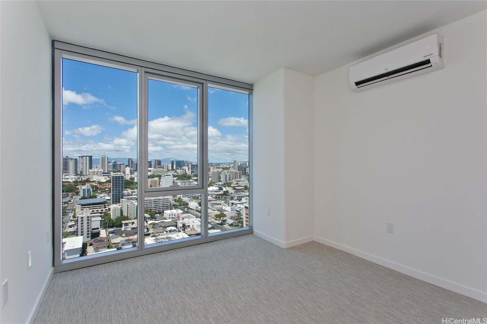 The Park on Keeaumoku condo # 2618, Honolulu, Hawaii - photo 7 of 21