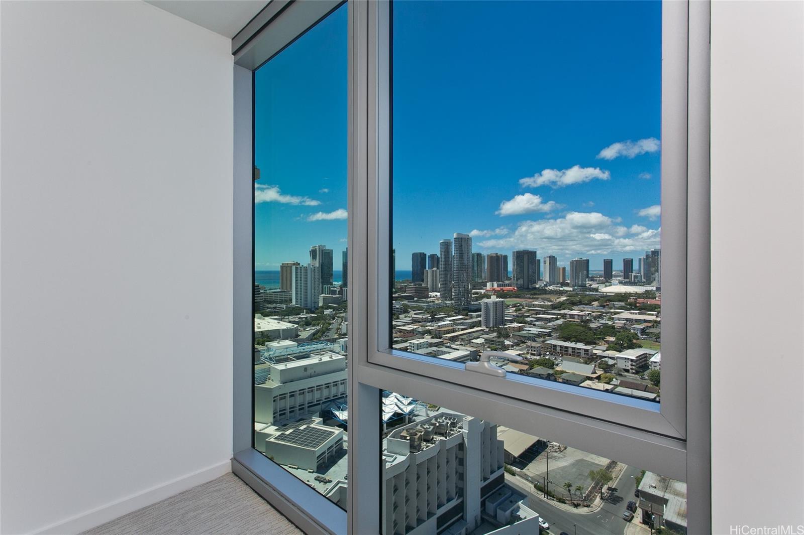 The Park on Keeaumoku condo # 2618, Honolulu, Hawaii - photo 10 of 21