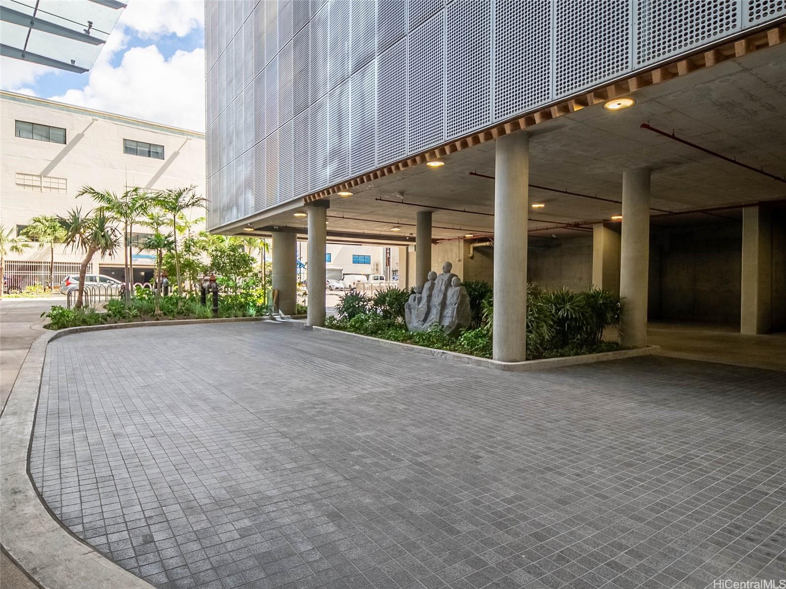 The Park on Keeaumoku condo # 2718, Honolulu, Hawaii - photo 2 of 25