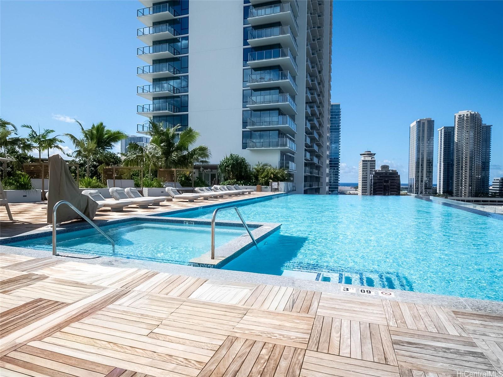 The Park on Keeaumoku condo # 2718, Honolulu, Hawaii - photo 16 of 25