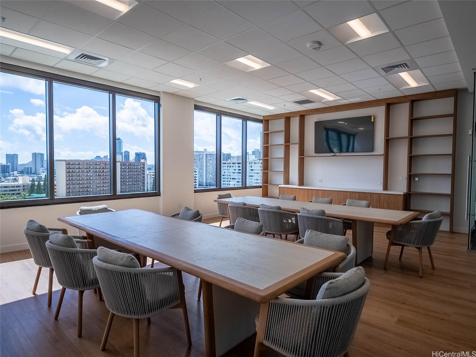 The Park on Keeaumoku condo # 2718, Honolulu, Hawaii - photo 22 of 25