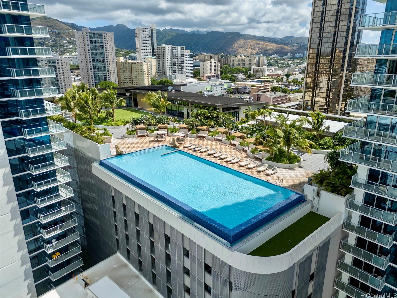 The Park on Keeaumoku condo # 2718, Honolulu, Hawaii - photo 13 of 25