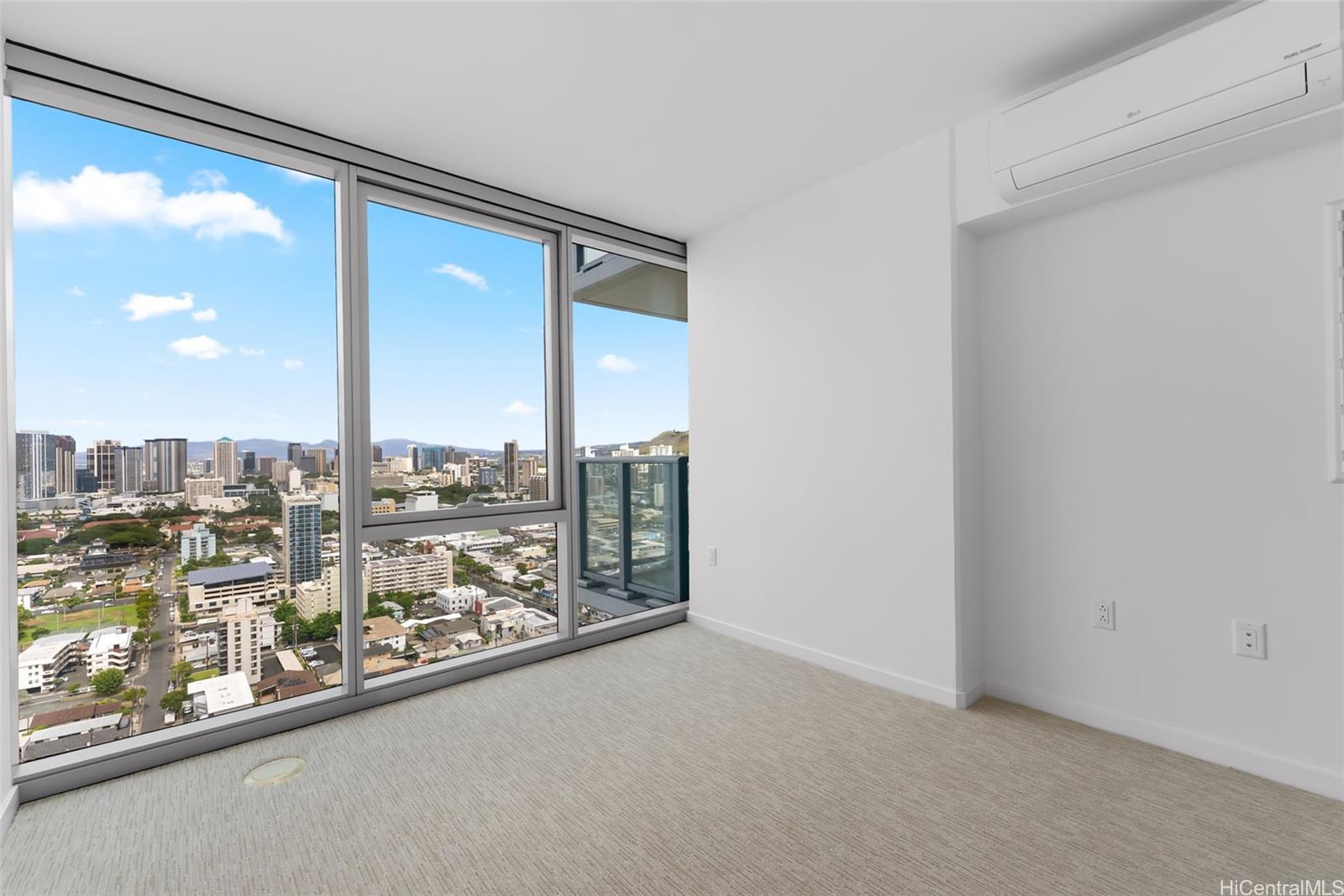 The Park on Keeaumoku condo # 3014, Honolulu, Hawaii - photo 14 of 25