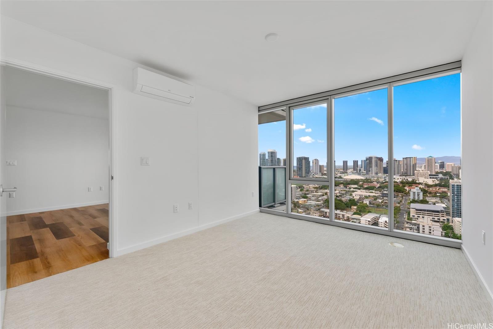 The Park on Keeaumoku condo # 3014, Honolulu, Hawaii - photo 9 of 25