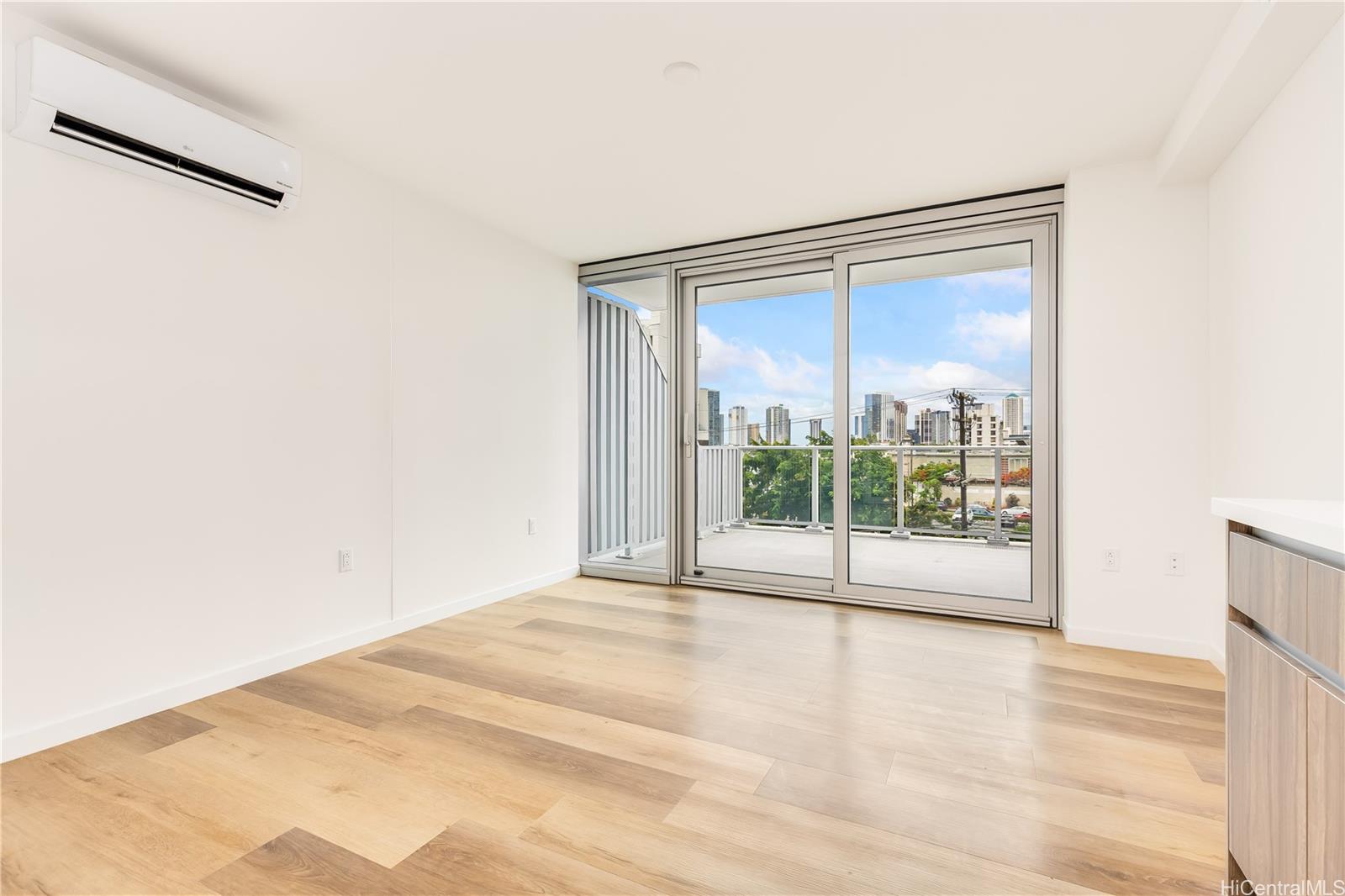 1515 Liona Street Honolulu - Rental - photo 2 of 24