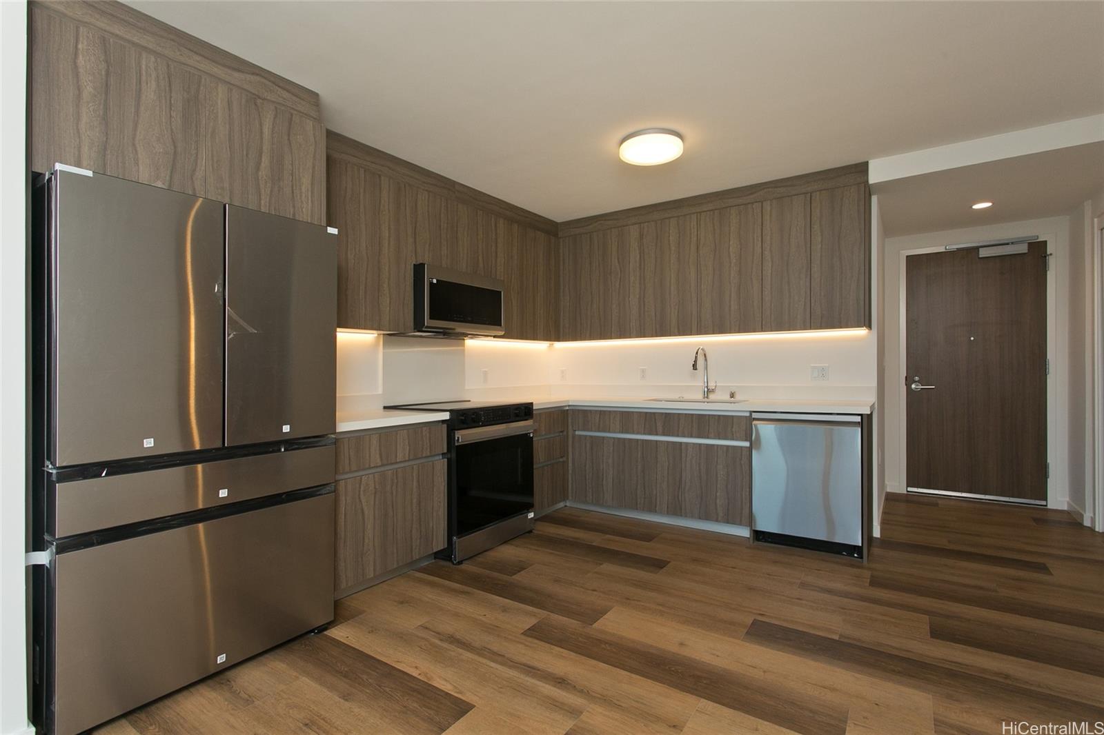 1515 Liona Street Honolulu - Rental - photo 3 of 21