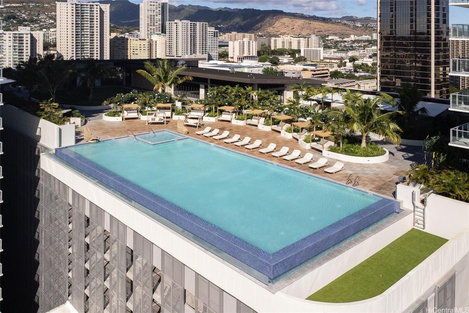 1515 Liona Street Honolulu - Rental - photo 12 of 25