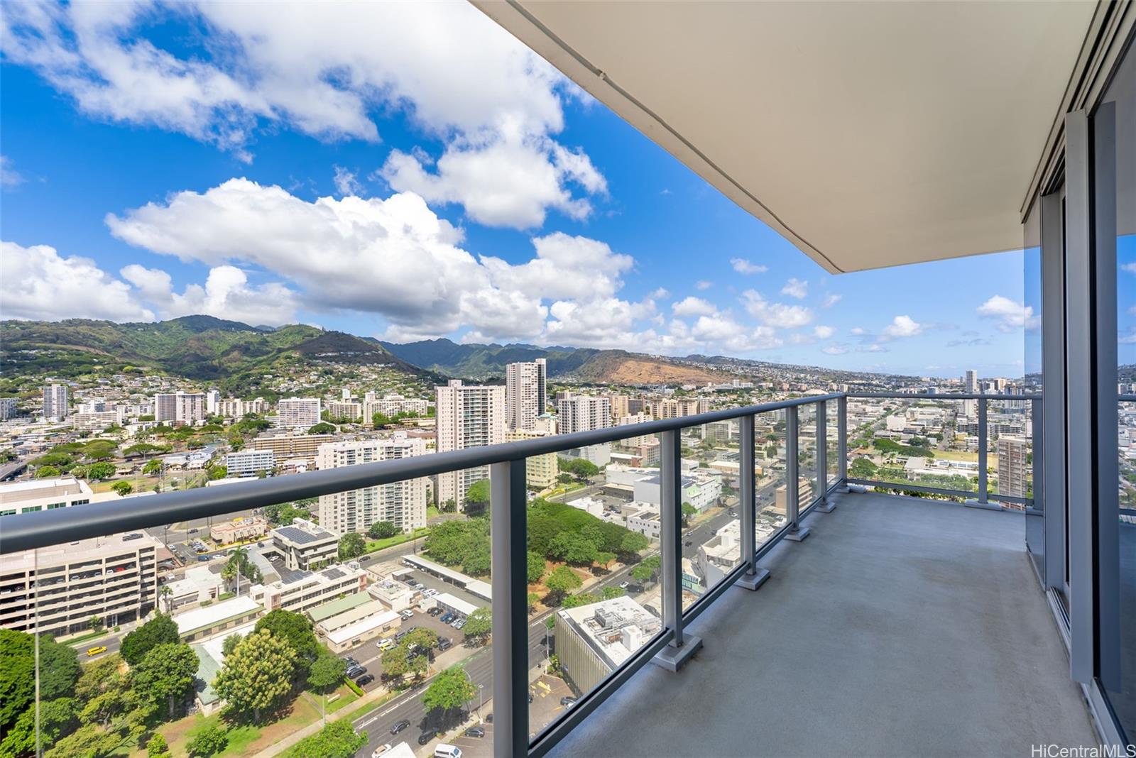 The Park on Keeaumoku condo # 3119, Honolulu, Hawaii - photo 5 of 25