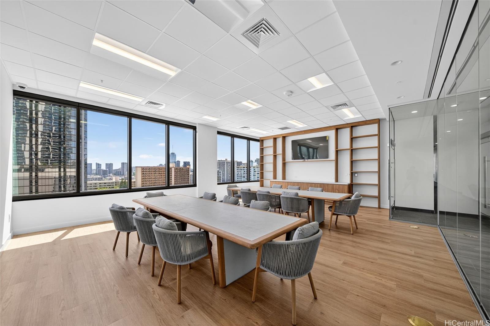 The Park on Keeaumoku condo # 3202, Honolulu, Hawaii - photo 22 of 25