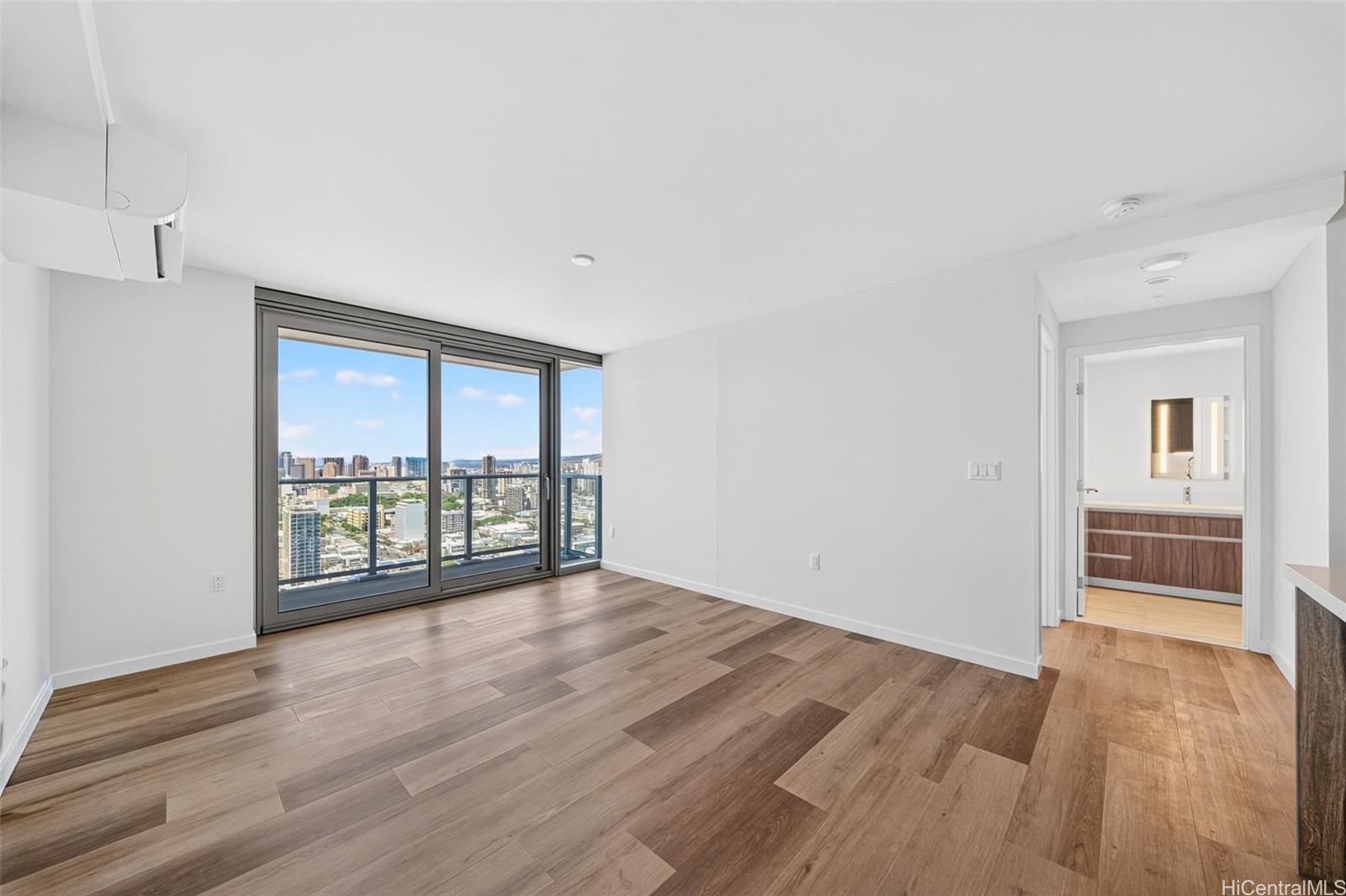 The Park on Keeaumoku condo # 3202, Honolulu, Hawaii - photo 5 of 25