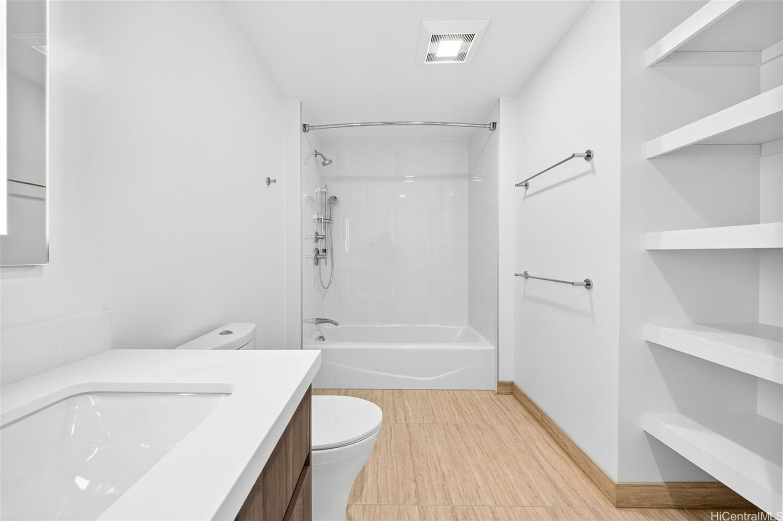 The Park on Keeaumoku condo # 3202, Honolulu, Hawaii - photo 9 of 25