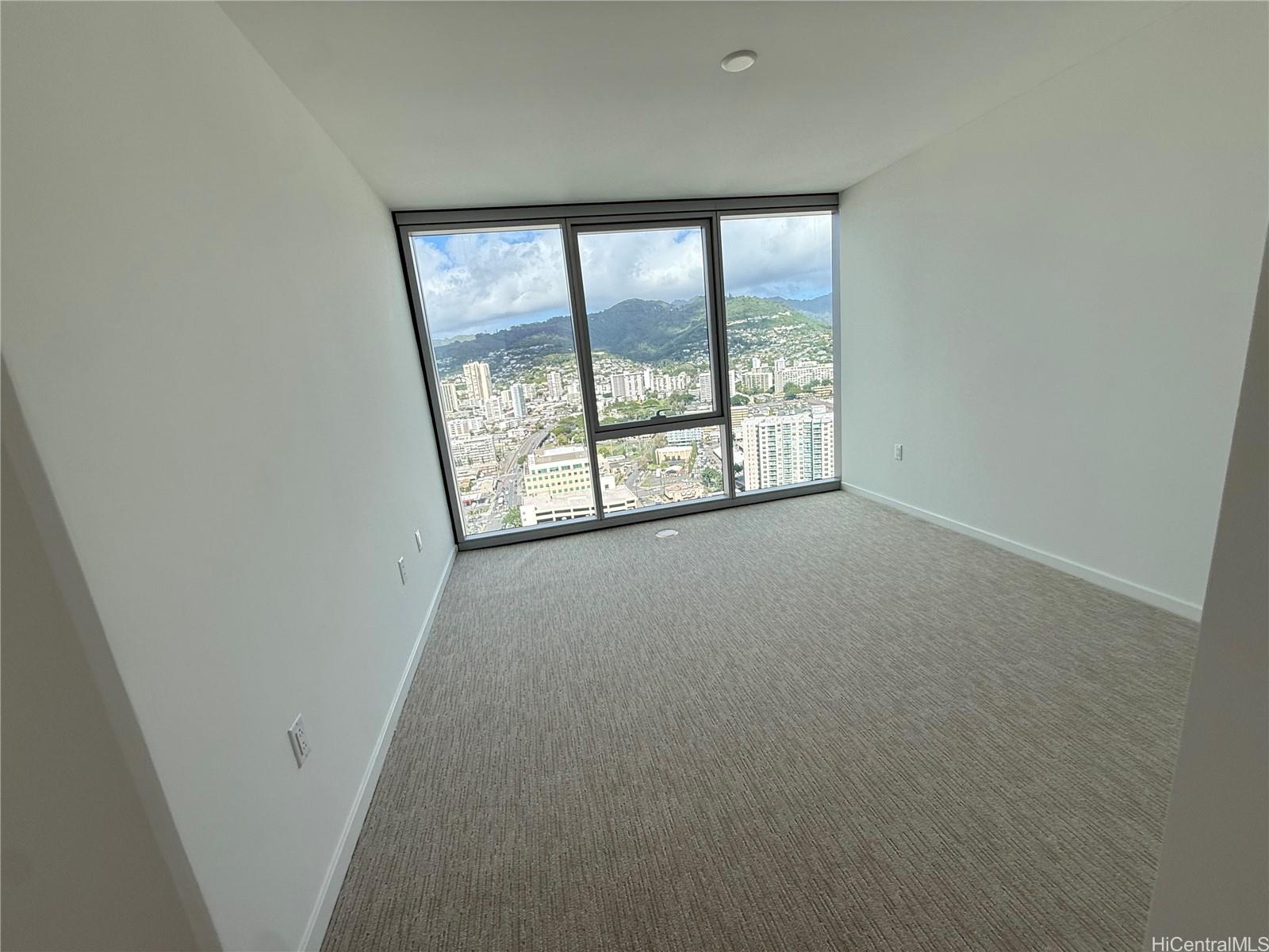 1515 Liona St Honolulu - Rental - photo 8 of 24