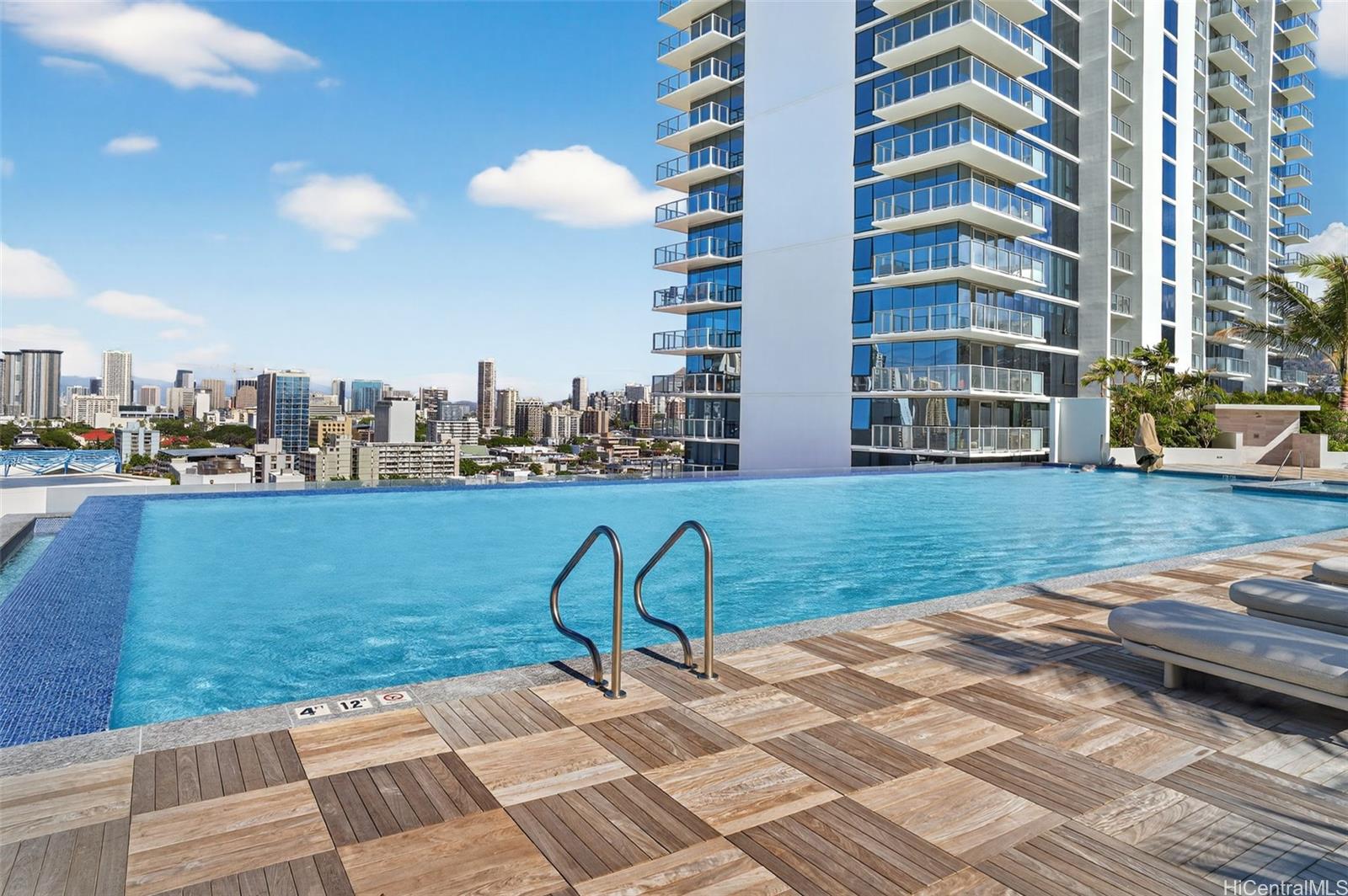 The Park on Keeaumoku condo # 3400, Honolulu, Hawaii - photo 18 of 25