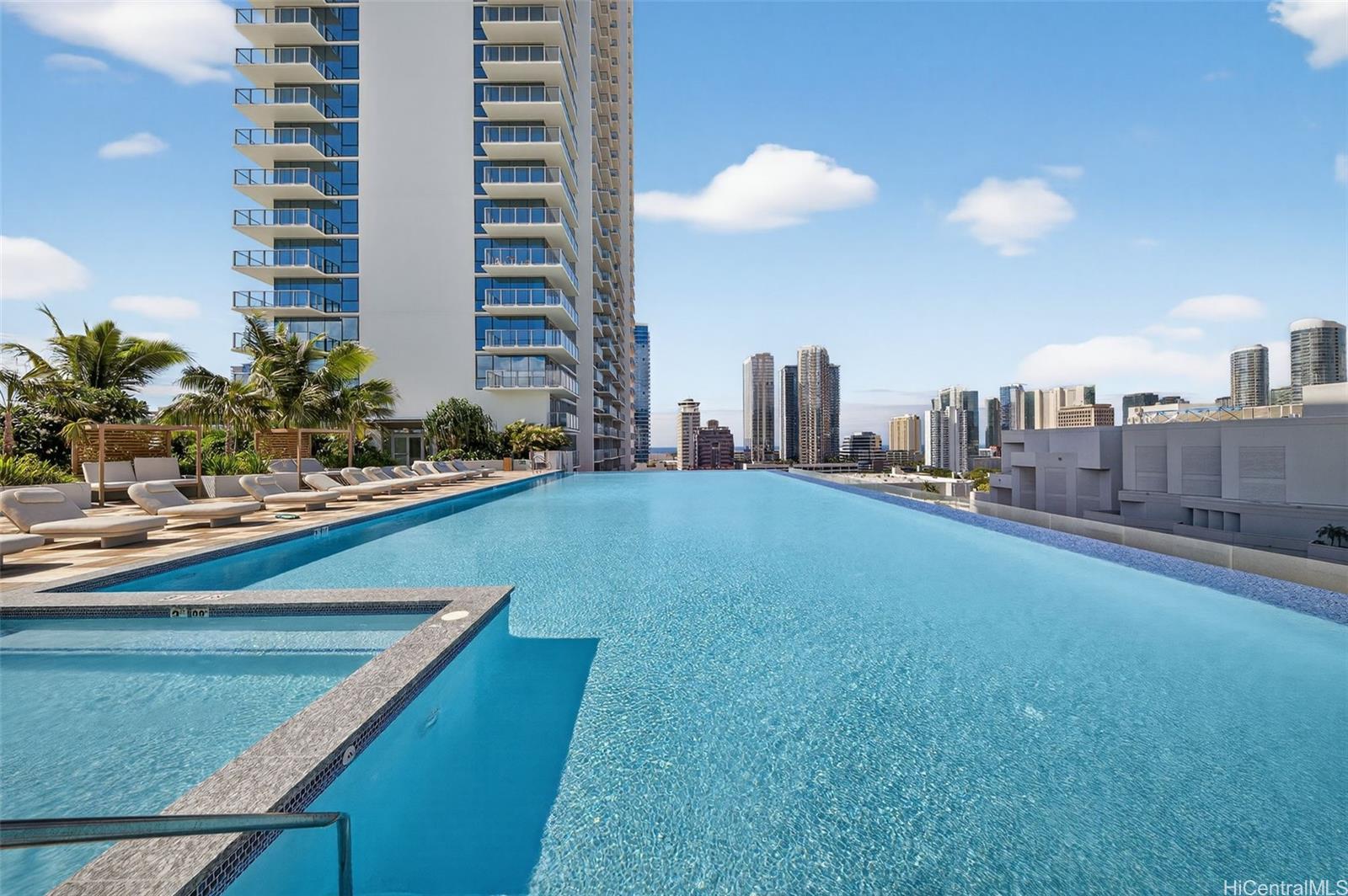 The Park on Keeaumoku condo # 3400, Honolulu, Hawaii - photo 19 of 25