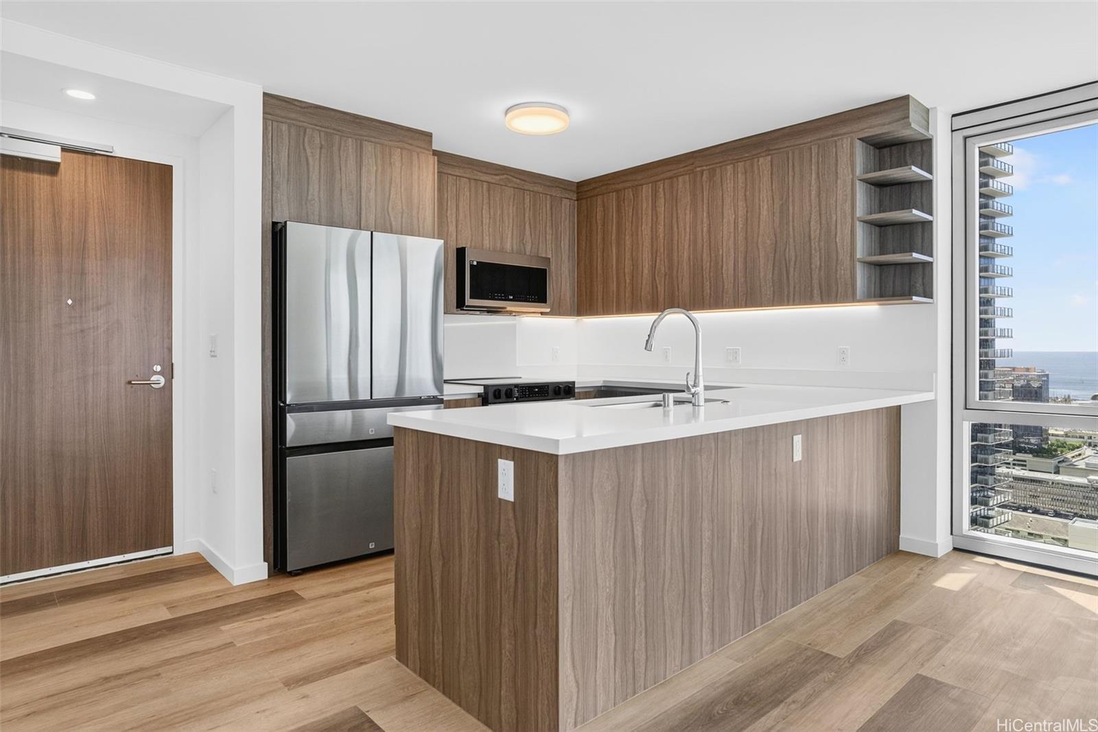 The Park on Keeaumoku condo # 3400, Honolulu, Hawaii - photo 5 of 25