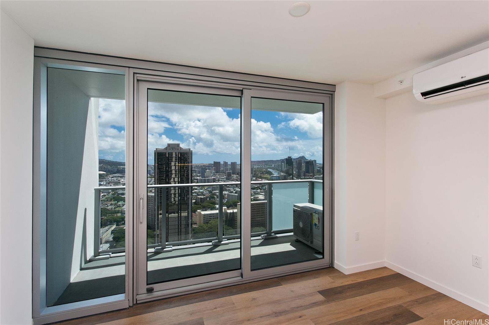 1515 Liona Street Honolulu - Rental - photo 2 of 25