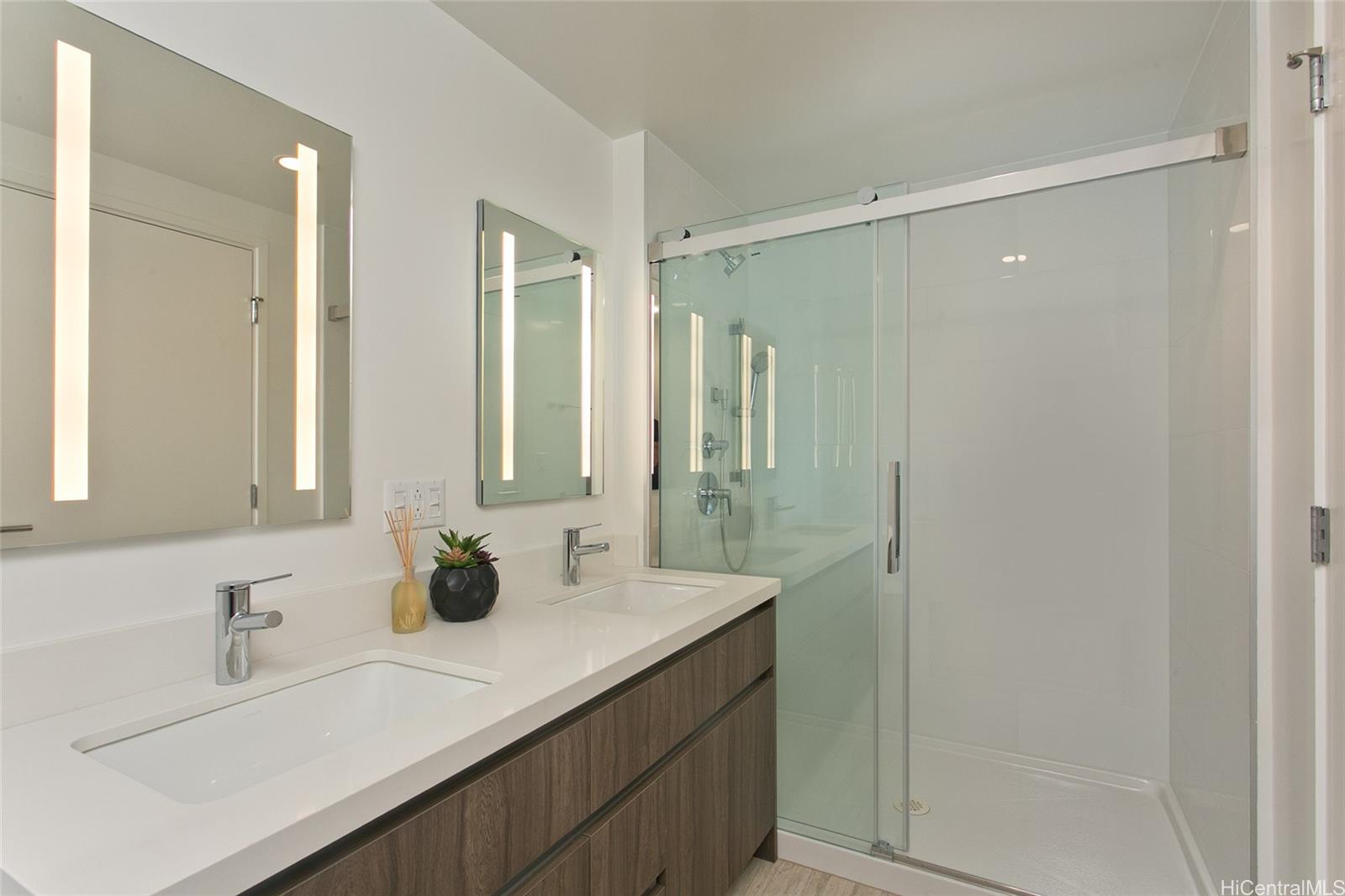 The Park on Keeaumoku condo # 3418, Honolulu, Hawaii - photo 8 of 22