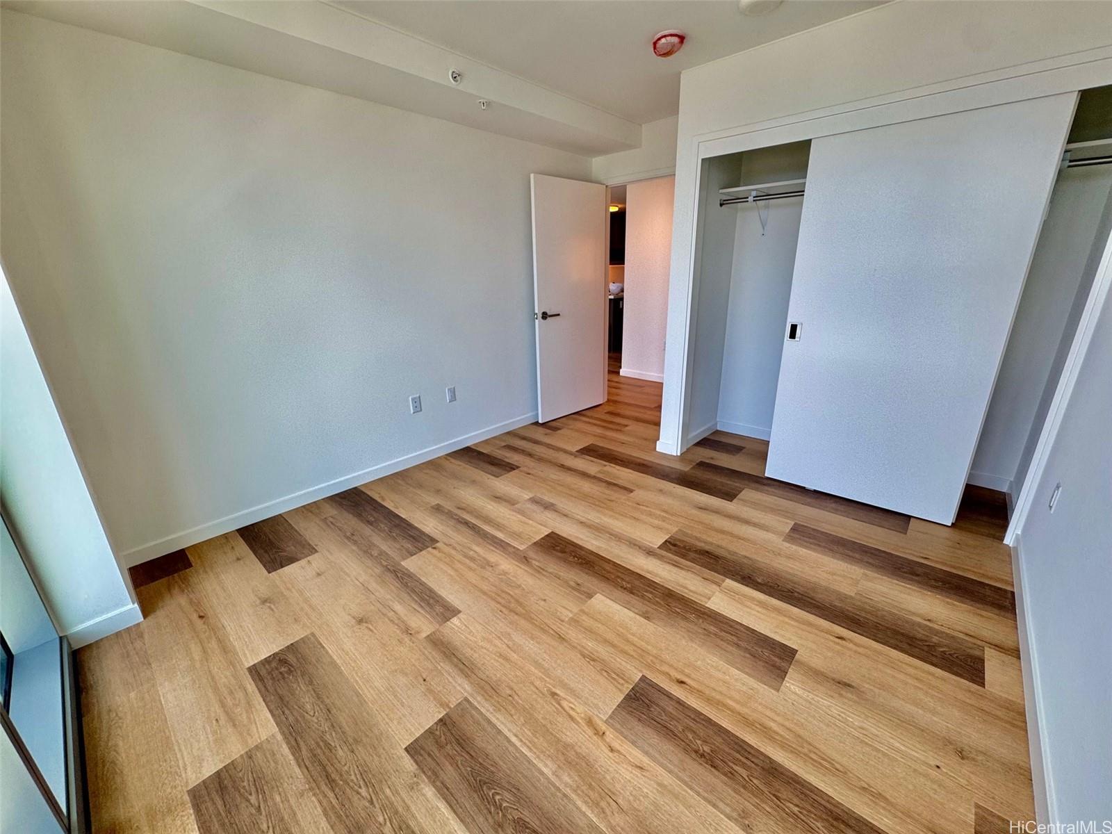 1515 Liona Street Honolulu - Rental - photo 6 of 18