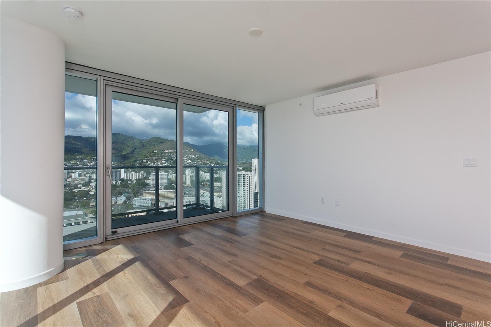 1515 Liona St Honolulu - Rental - photo 2 of 25