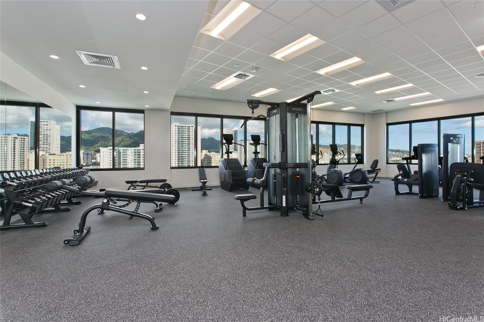 1515 Liona St Honolulu - Rental - photo 19 of 25